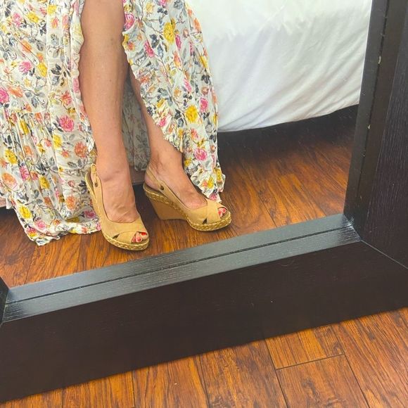Geox
Wedge Sandal 8  - Picture 1 of 7